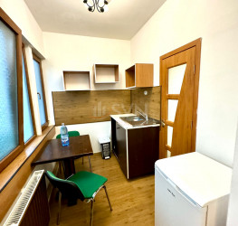 Casa, 4 camere, 136.06 mp Bucuresti/Romana