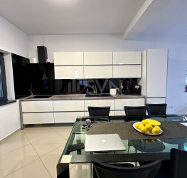 Casa, 4 camere, 140 mp Bucuresti/Colentina