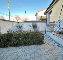 Casa, 4 camere, 140 mp Bucuresti/Colentina