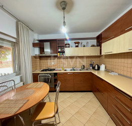 Casa, 4 camere, 140 mp Bucuresti/Pipera