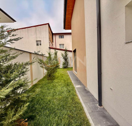 Casa, 4 camere, 140 mp Bucuresti/Straulesti