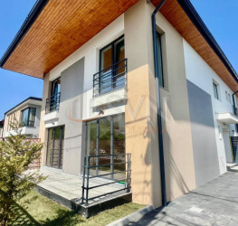 Casa, 4 camere, 140 mp Bucuresti/Bucurestii Noi