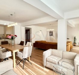 Casa, 4 camere, 166 mp Bucuresti/Iancu Nicolae