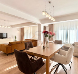 Casa, 4 camere, 166 mp Bucuresti/Iancu Nicolae