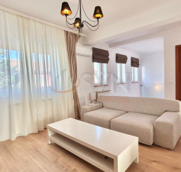 Casa, 4 camere, 166 mp Bucuresti/Iancu Nicolae