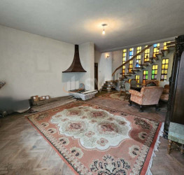 Casa, 4 camere, 175 mp Brasov/Centru Civic