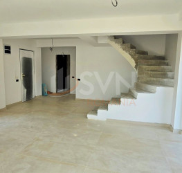 Casa, 4 camere, 175 mp Bucuresti/Giulesti