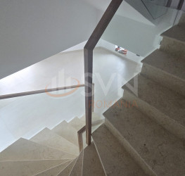 Casa, 4 camere, 176 mp Bucuresti/Giulesti