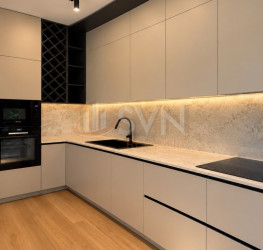 Casa, 4 camere, 176 mp Bucuresti/Bucurestii Noi