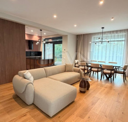 Casa, 4 camere, 185 mp Ilfov/Centru