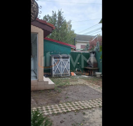 Casa, 4 camere, 190 mp Bucuresti/Iancu Nicolae