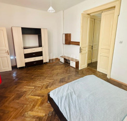 Casa, 4 camere, 200 mp Bucuresti/Dacia