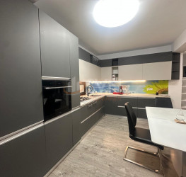 Casa, 4 camere, 200 mp Bucuresti/Prelungirea Ghencea