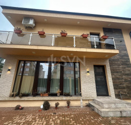 Casa, 4 camere, 200 mp Bucuresti/Prelungirea Ghencea
