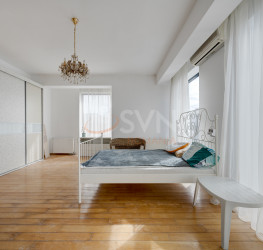 Casa, 4 camere, 202 mp Bucuresti/Baneasa
