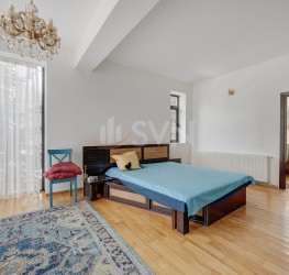 Casa, 4 camere, 202 mp Bucuresti/Baneasa