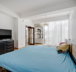 Casa, 4 camere, 202 mp Bucuresti/Baneasa
