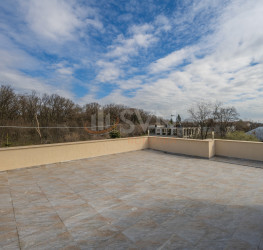 Casa, 4 camere, 202 mp Bucuresti/Baneasa