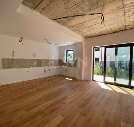 Casa, 4 camere, 220 mp Bucuresti/Baneasa