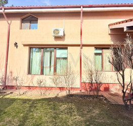 Casa, 4 camere, 243.77 mp Bucuresti/Iancu Nicolae