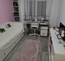 Casa, 4 camere, 86.82 mp Bucuresti/Titan