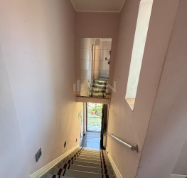 Casa, 4 rooms, 100 mp Bucuresti/Cotroceni