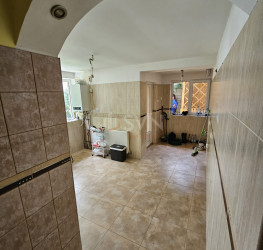 Casa, 4 rooms, 102 mp Bucuresti/Lacul Tei