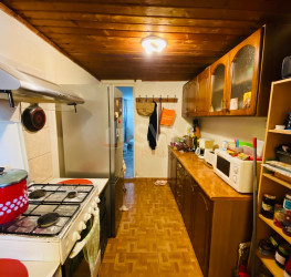 Casa, 4 rooms, 105 mp Bucuresti/Bucurestii Noi