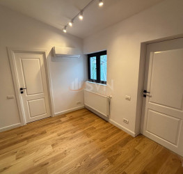 Casa, 4 rooms, 106 mp Bucuresti/Bucurestii Noi