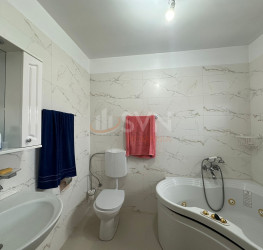 Casa, 4 rooms, 113 mp Bucuresti/Sisesti