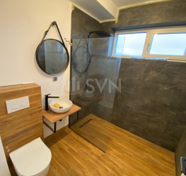 Casa, 4 rooms, 114 mp Bucuresti/Chitila