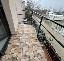 Casa, 4 rooms, 118 mp Dambovita/Centru