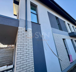 Casa, 4 rooms, 120 mp Bucuresti/Bucurestii Noi
