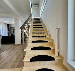 Casa, 4 rooms, 120 mp Ilfov/Tunari