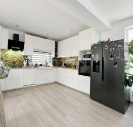 Casa, 4 rooms, 120 mp Ilfov/Tunari