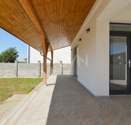 Casa, 4 rooms, 124 mp Dambovita/Centru