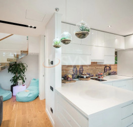 Casa, 4 rooms, 125 mp Ilfov/Tunari