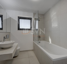 Casa, 4 rooms, 127 mp Calarasi/Centru