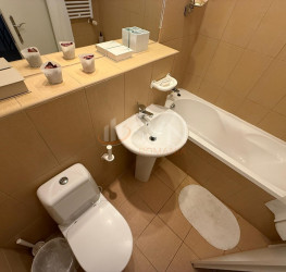 Casa, 4 rooms, 130 mp Bucuresti/Pipera
