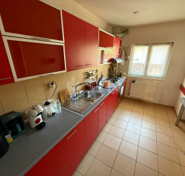 Casa, 4 rooms, 130 mp Bucuresti/Pipera