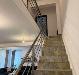 Casa, 4 rooms, 130 mp Bucuresti/Bucurestii Noi