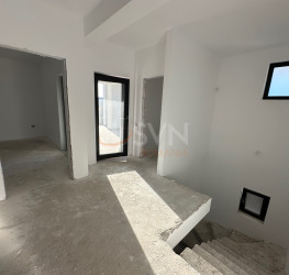 Casa, 4 rooms, 135 mp Bucuresti/Fundeni