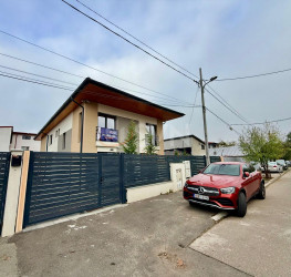 Casa, 4 rooms, 140 mp Bucuresti/Bucurestii Noi
