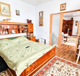 Casa, 4 rooms, 140 mp Bucuresti/Turda