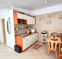 Casa, 4 rooms, 140 mp Bucuresti/Turda