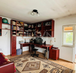 Casa, 4 rooms, 140 mp Bucuresti/Progresul