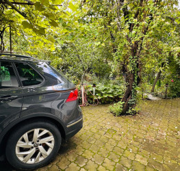 Casa, 4 rooms, 140 mp Bucuresti/Progresul