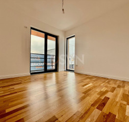 Casa, 4 rooms, 140 mp Bucuresti/Straulesti