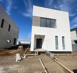 Casa, 4 rooms, 155 mp Ilfov/Tunari