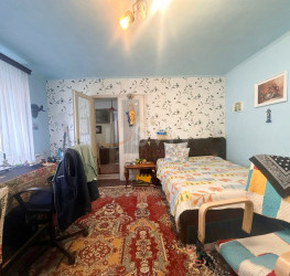 Casa, 4 rooms, 155 mp Bucuresti/Polona